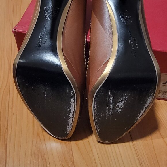 Ferragamo Rondo - Picture 4 of 5